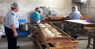 GIDA ÜRETEN VE SATAN İŞYERLERİ İLE FIRINLAR RAMAZAN ÖNCESİNDE DENETLENDİ
