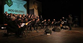 Antalya'da 'Aşıklarımız Ozanlarımız' konserle anıldı