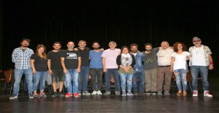 'SCAPİN'İN DOLAPLARI' PROVALARINA BAŞLADI