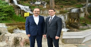 Bizim Babamız Yok. Babam Olsa Ancak Bu Kadar İlgilenirdi