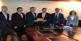 BÜYÜKŞEHİR'DE EĞİTİM ATAĞI'